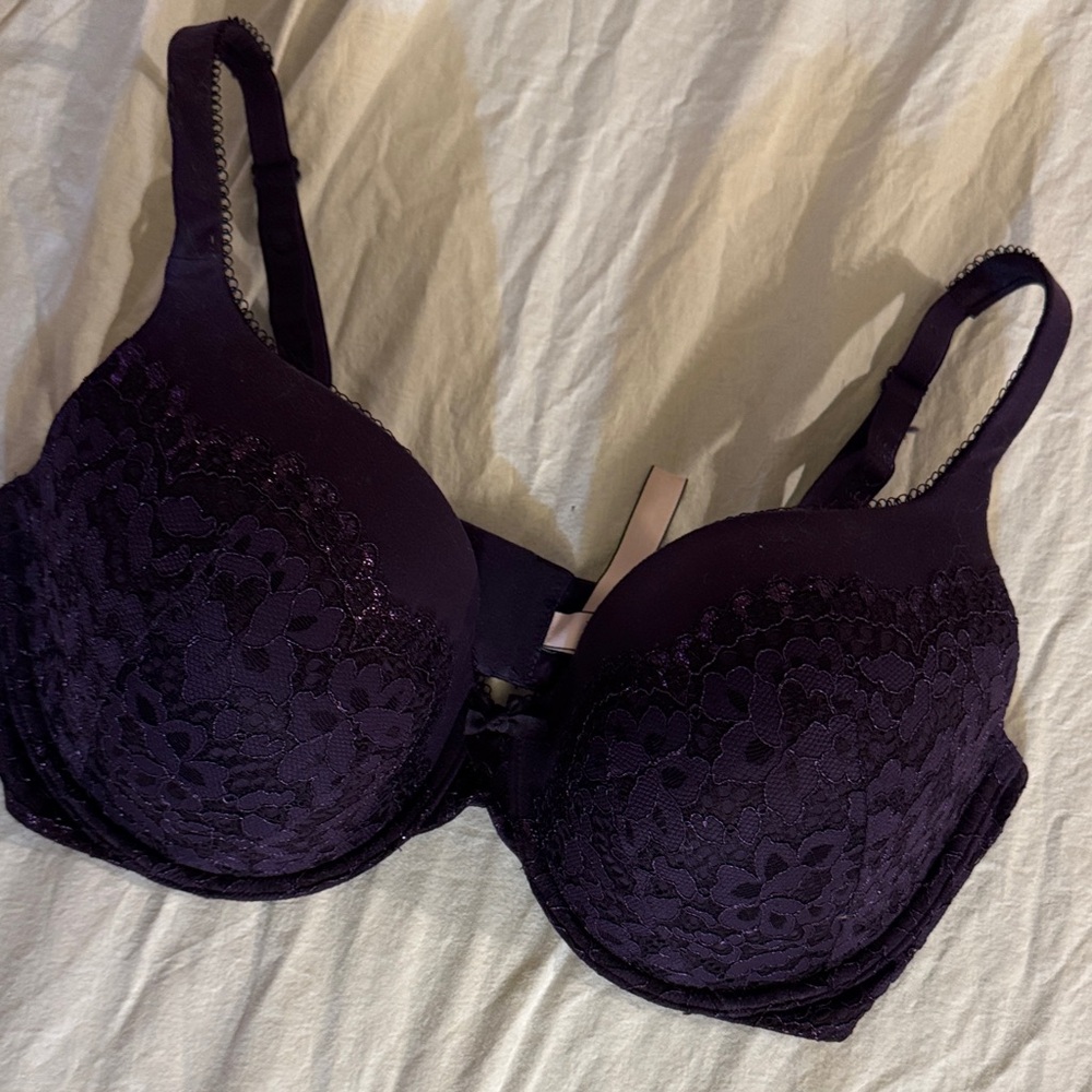 Victoria’s Secret Body by Victoria Elegant Purple Lace Bra 36 DD